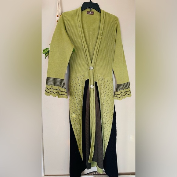 trend sweaters Sweaters - Vintage Duster Cardigan 80s Knit Excellent Condition! Extra long Size LARGE